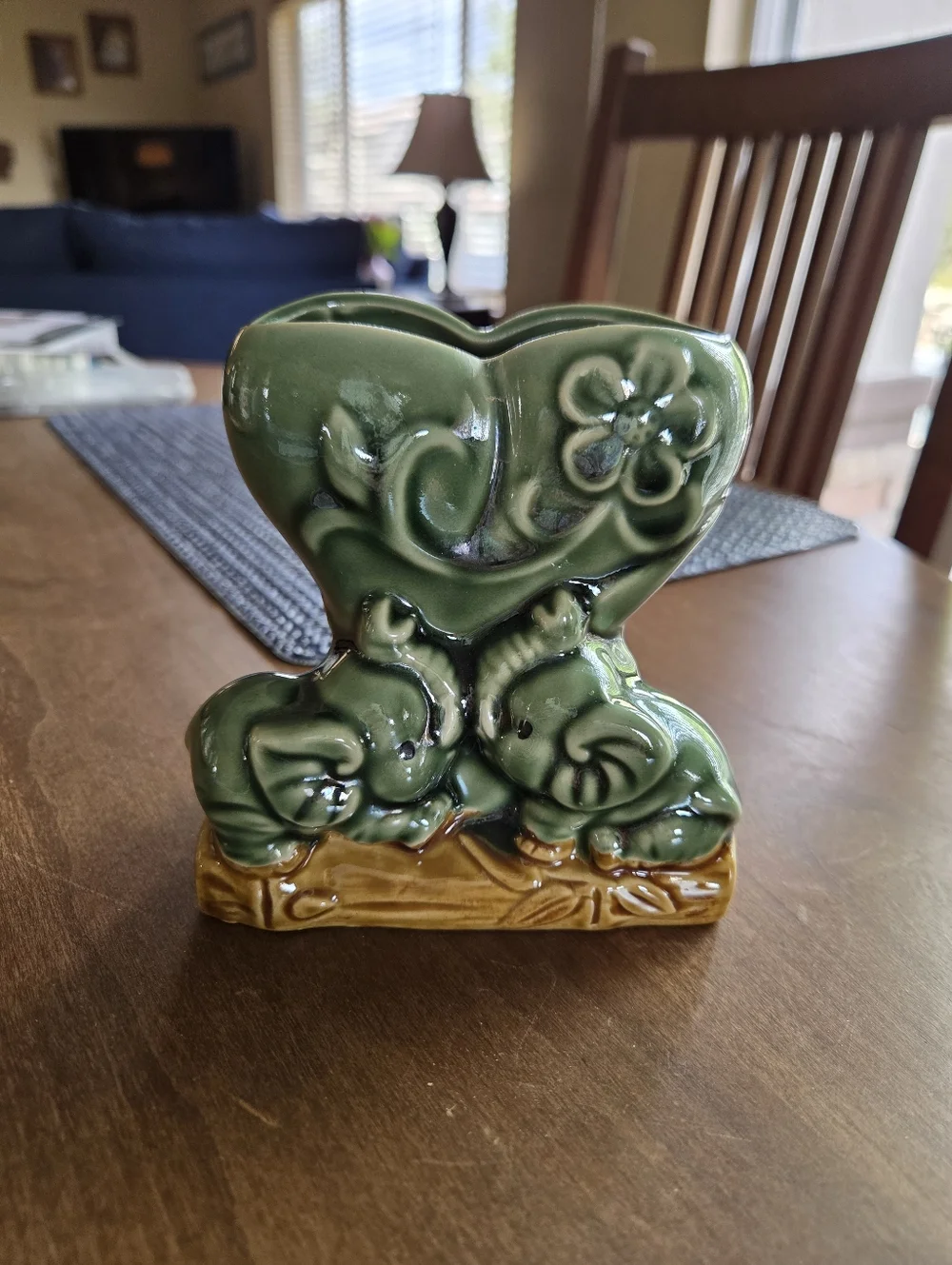 Majolica Double Lucky Elephant Planter